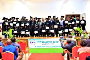 Photo de la cérémonie de remise de certificat de la promotion 2023-2024 du CSP POG