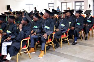 Photo de la cérémonie de remise de certificat de la promotion 2023-2024 du CSP POG
